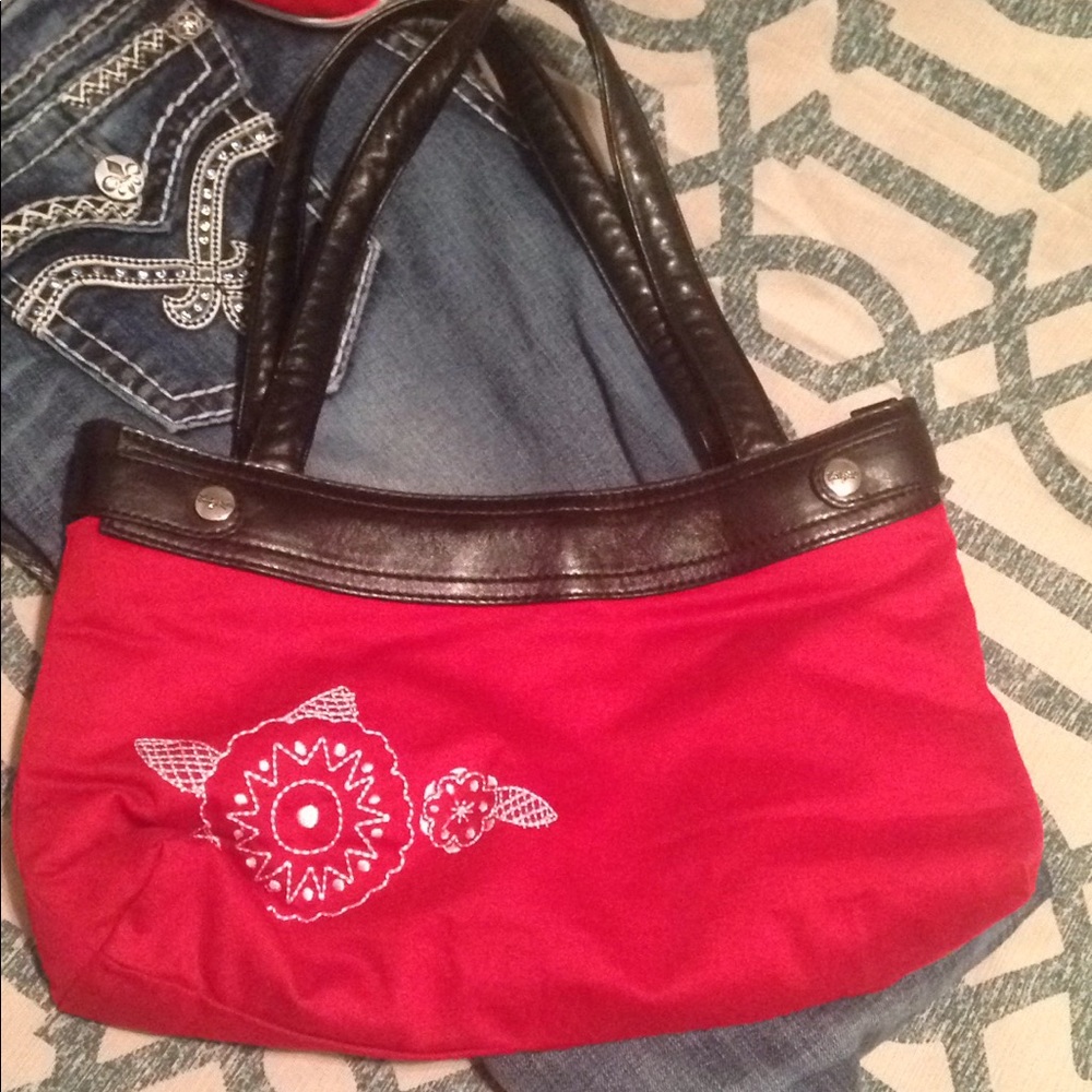 Thirty one skirt purse and skirt. New.